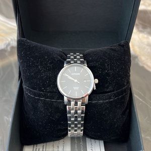 Brand new citizen watch! Very elegant